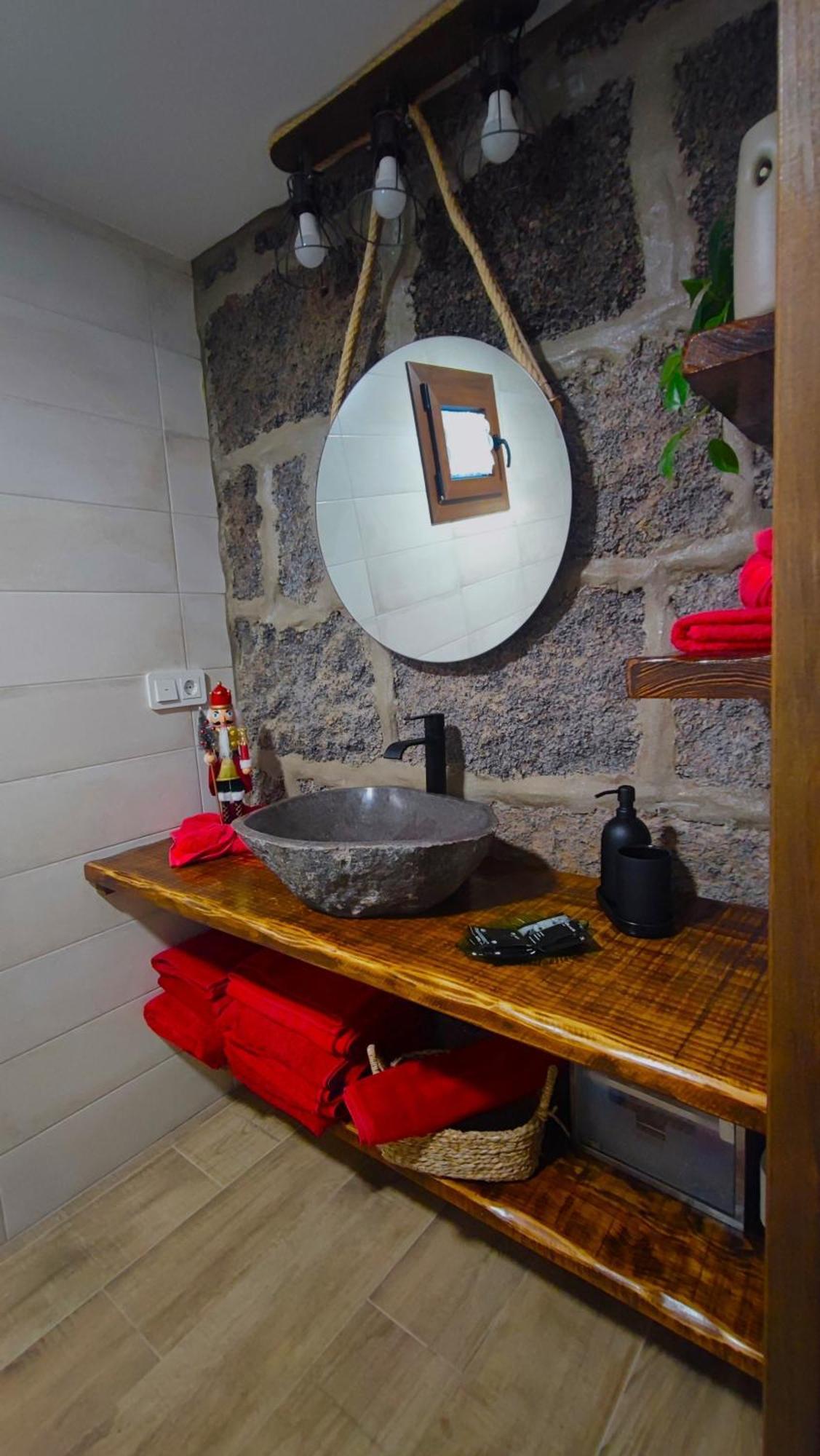 Casita Oyala Apartment ซานบาร์โตโลเม ภายนอก รูปภาพ